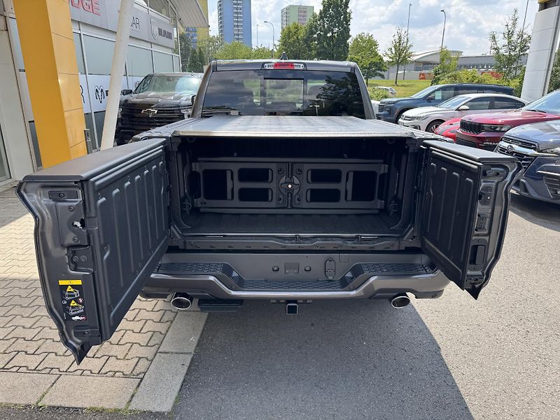 RAM 1500 5,7 HEMI Laramie Rambox - fotka 22 z 60