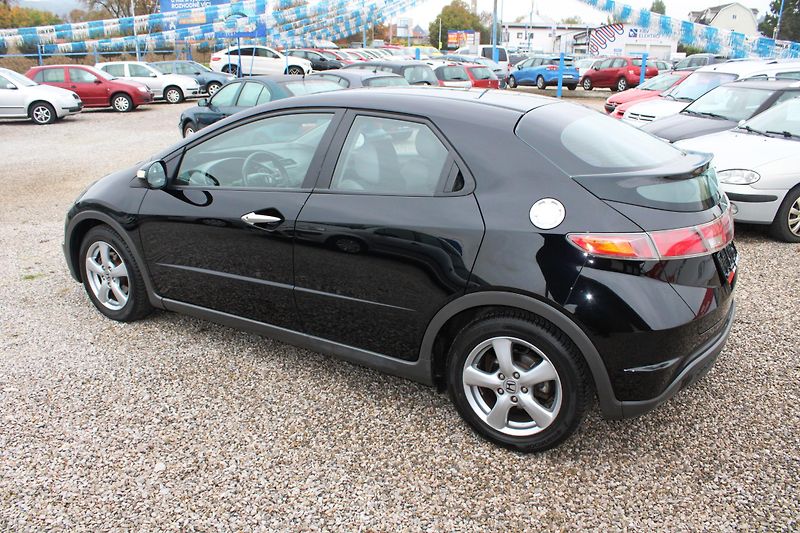 Honda Civic (2007) 1,4i KLIMA EL.OKNA ALUKOLA - fotka 5 z 15