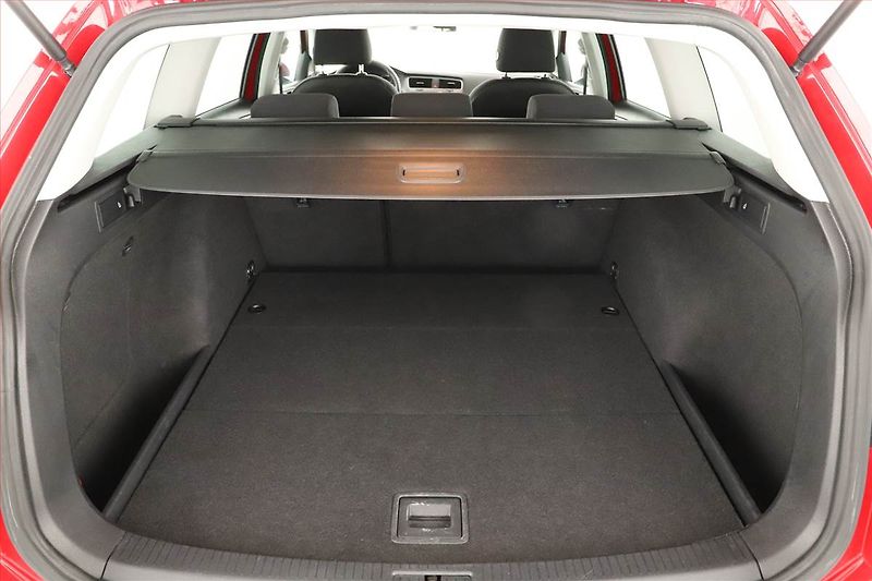 Volkswagen Golf (2016) 1.6 TDI, Park. senzory - fotka 13 z 15
