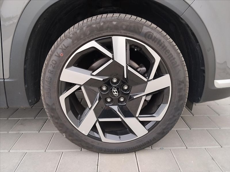 Hyundai Santa Fe 2,2   STYLE  142kW  4WD HeadUp - fotka 35 z 36