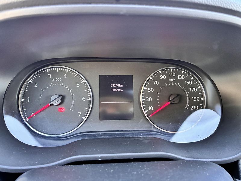 Dacia Duster 1.0TCe 67kW LPG PRESTIGE NAVI - fotka 18 z 39