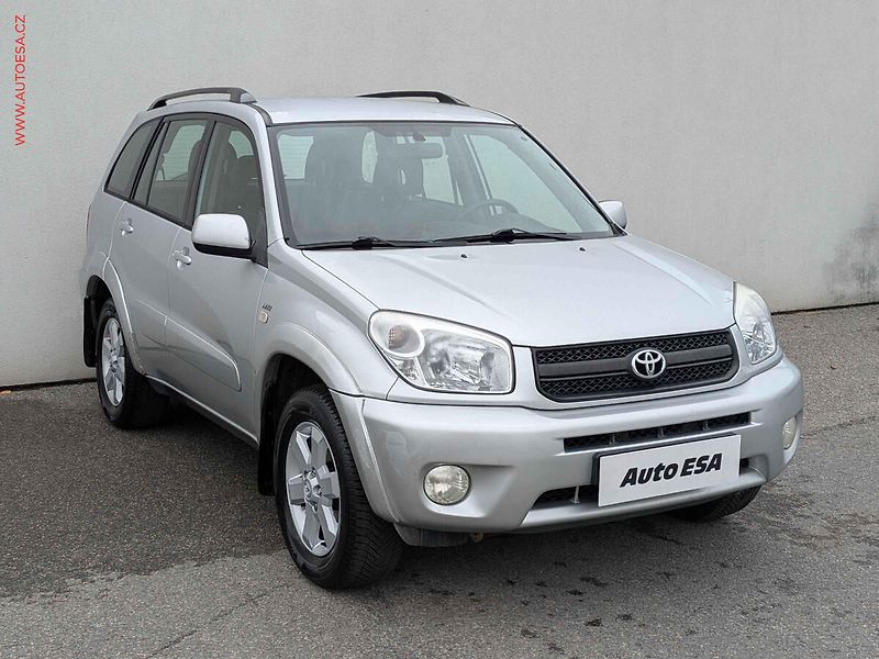 Toyota RAV4 (2004) 2.0 VVT-i 4WD, ČR, AC, TZ - fotografie inzerátu