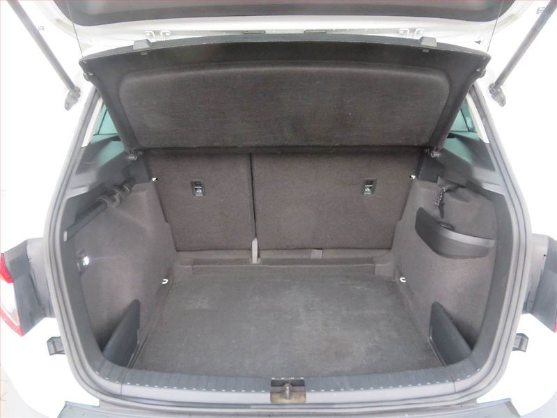 Škoda Karoq (2018) Style Plus 2.0 TDI, 4X4 - fotka 14 z 16