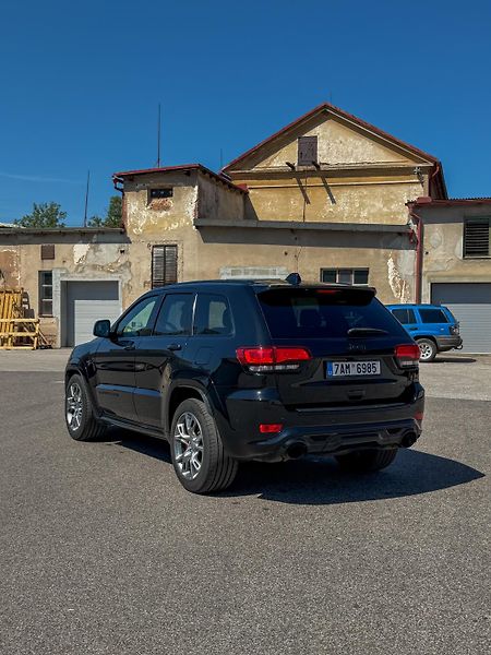 Jeep Grand Cherokee (2018) SRT 6.4 hemi V8 - fotka 3 z 20
