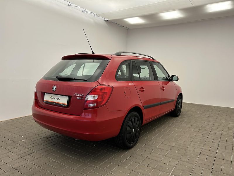 Škoda Fabia 1.2 HTP Ambiente - fotka 2 z 21
