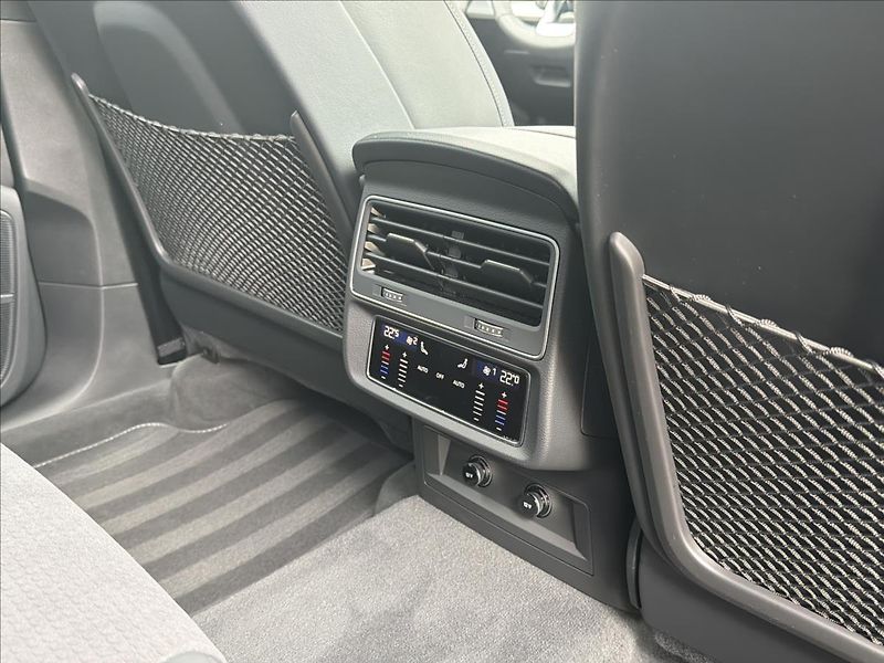 Audi Q7 3,0 TDI 210 KW S-LINE QUATTRO - fotka 30 z 39