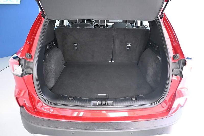 Ford Kuga (2020) 2.0 140 KW 4x4 8AT ECOBLUE TIT - fotka 8 z 31