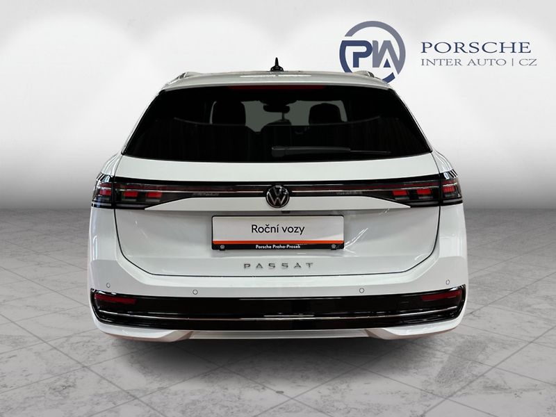 Volkswagen Passat Elegance 2,0 TDI 110 kW - fotka 5 z 25