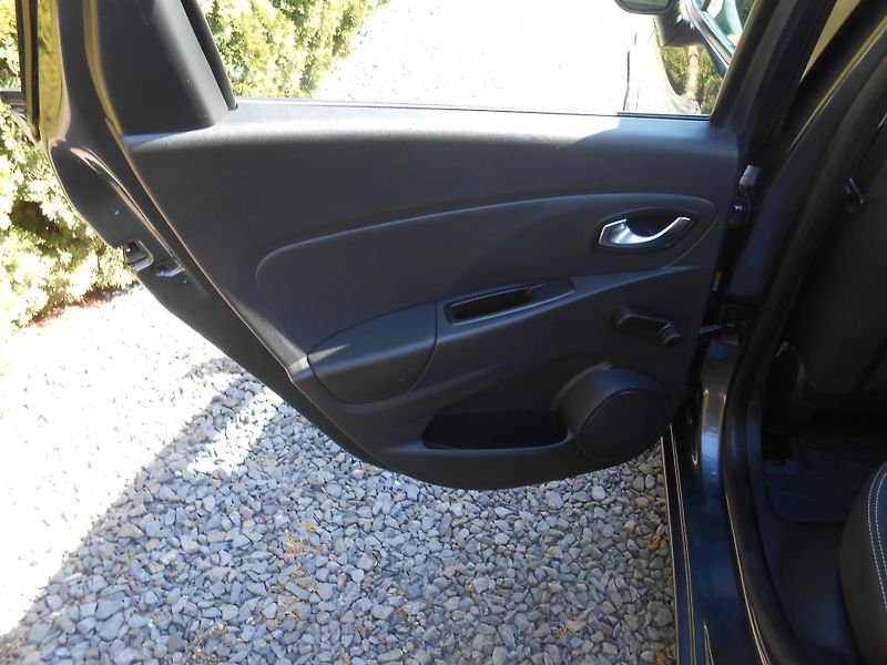 Renault Clio 0.9TCe,KLIMA,NAVI,114TKm!! - fotka 21 z 39