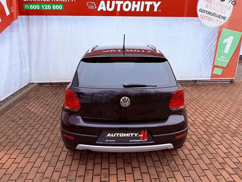 Volkswagen Polo Cross 1.2 TSi DSG, Navi - fotka 8 z 35