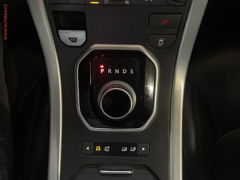 Land Rover Range Rover Evoque (2013) 2.2 TD4 4x4, AT, kůže, navi - fotka 17 z 17