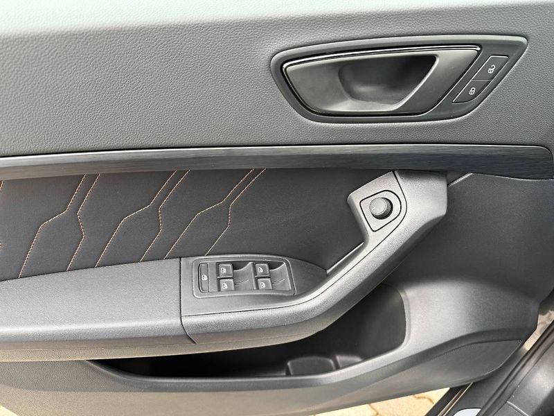 Cupra Ateca (2025) 2.0 TSI 140 kW DSG 4WD - fotka 20 z 24