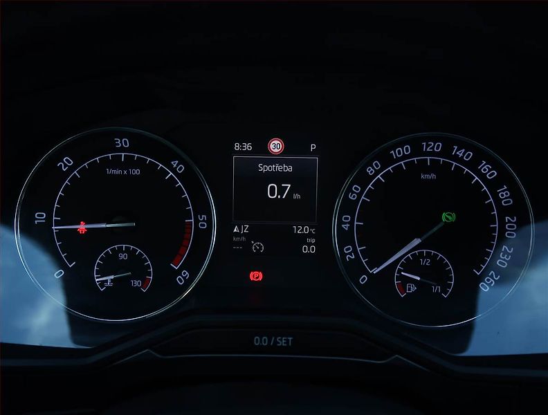 Škoda Superb (2016) 2.0 TDI 4x4, 4X4, Automat, ČR - fotka 11 z 27