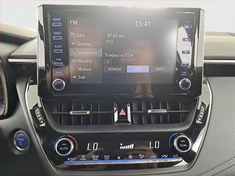 Toyota Corolla (2021) 1.8 Hybrid - fotka 12 z 17