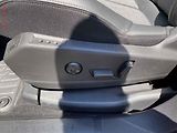 Peugeot 3008 (2019) 1.2 PT, Allure, AT, LED - náhled 14