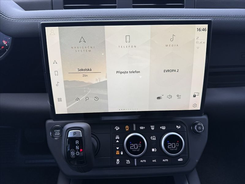Land Rover Defender (2026) 3,0 X-DYNAMIC SE D250 - fotka 19 z 24