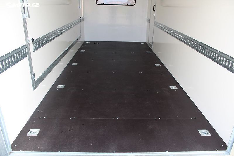 Tanatech (2025)  TFS 500T.00 2700kg - fotka 8 z 9