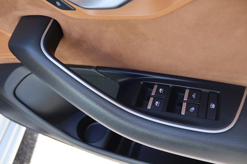 Audi A8 - fotka 55 z 68