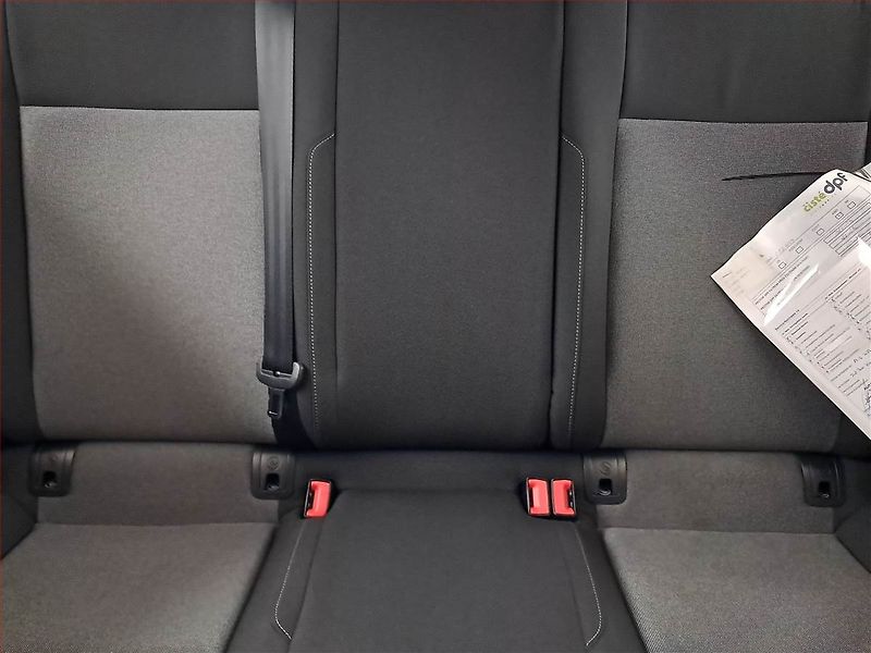 Volkswagen Golf (2015) 1.6 TDI, Serv.kniha, Navi - fotka 10 z 18