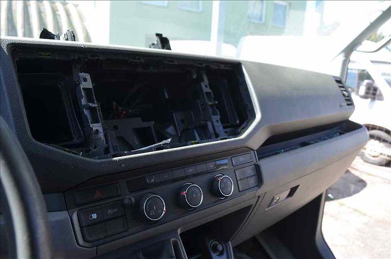 Volkswagen Crafter (2020) 30 2,0 TDI - fotka 13 z 15