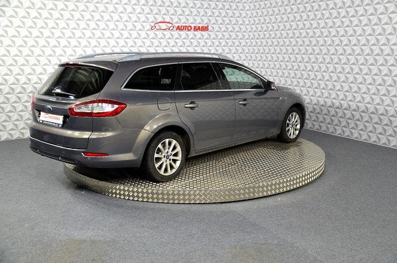 Ford Mondeo (2011) 2.0 TDCi - fotka 5 z 20