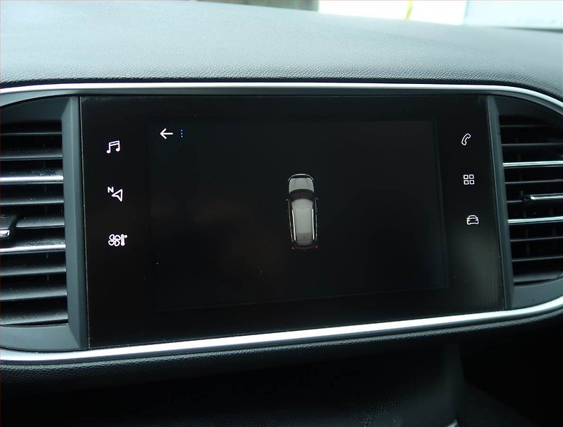 Peugeot 308 (2019) 1.2 PureTech, Serv.kniha, Navi - fotka 19 z 21