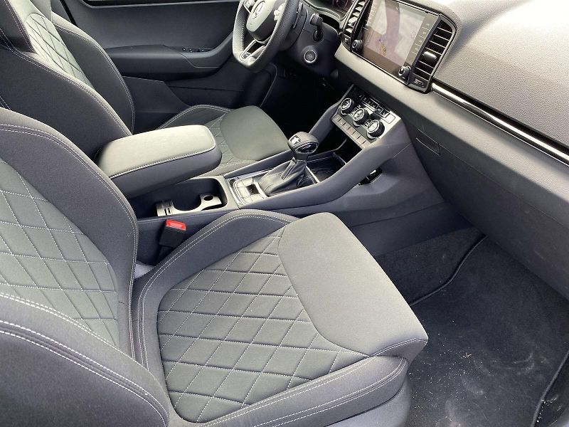 Škoda Karoq (2024) 2.0 TDI 4x4 DSG SportLine - fotka 8 z 36