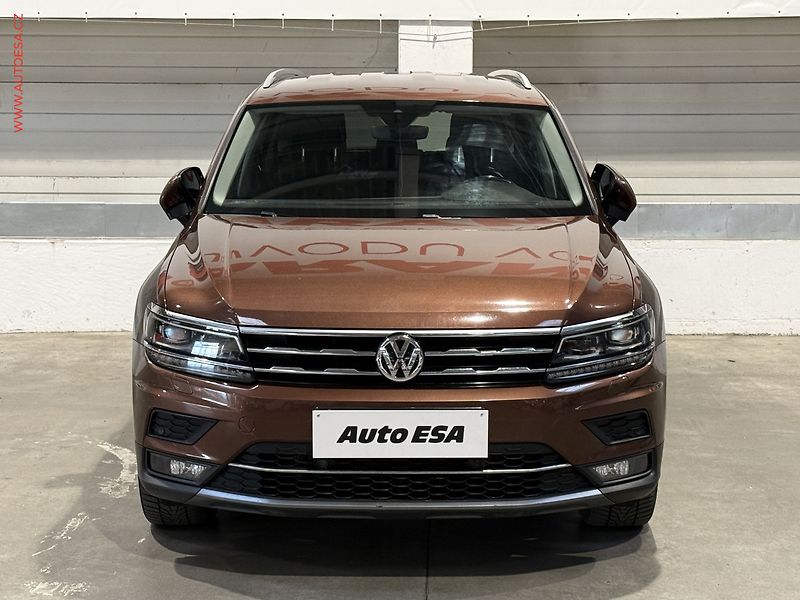 Volkswagen Tiguan (2018) 2.0TDI Allspace 4x4, ČR - fotka 2 z 19