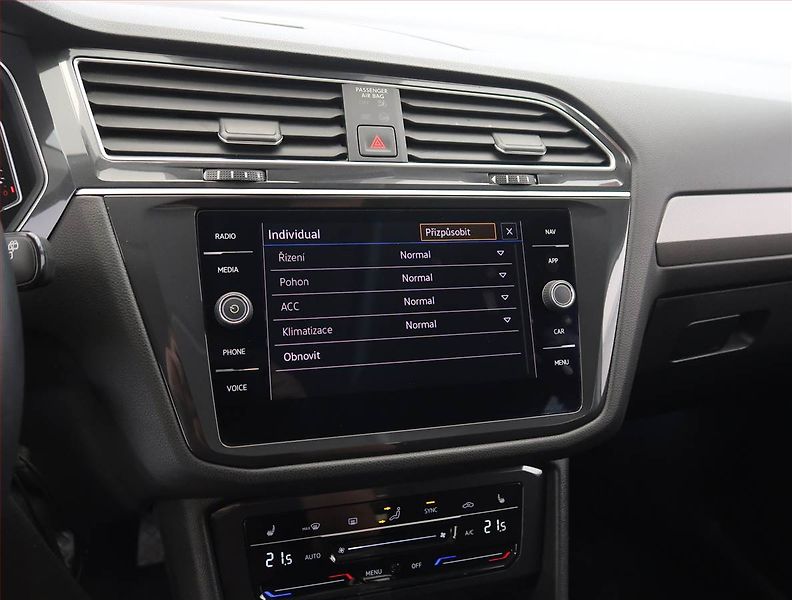 Volkswagen Tiguan Allspace (2024) Life 2.0 TDI, digi klima - fotka 20 z 28