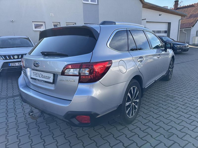 Subaru Outback 2.5i BOXER 4X4 SPORT - fotka 3 z 31
