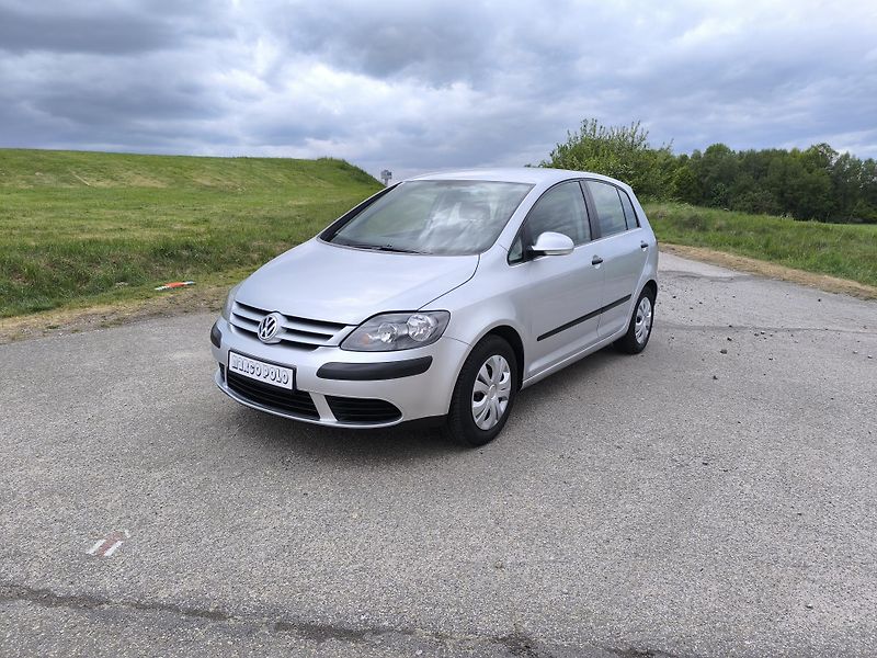 Volkswagen Golf Plus (2005) 1.4 1.MAJITEL,SERVISNI KÍŽKA - fotka 3 z 32