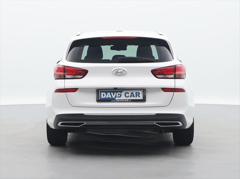 Hyundai i30 1,5 T-GDI 117kW Smart CZ DPH - fotka 6 z 26