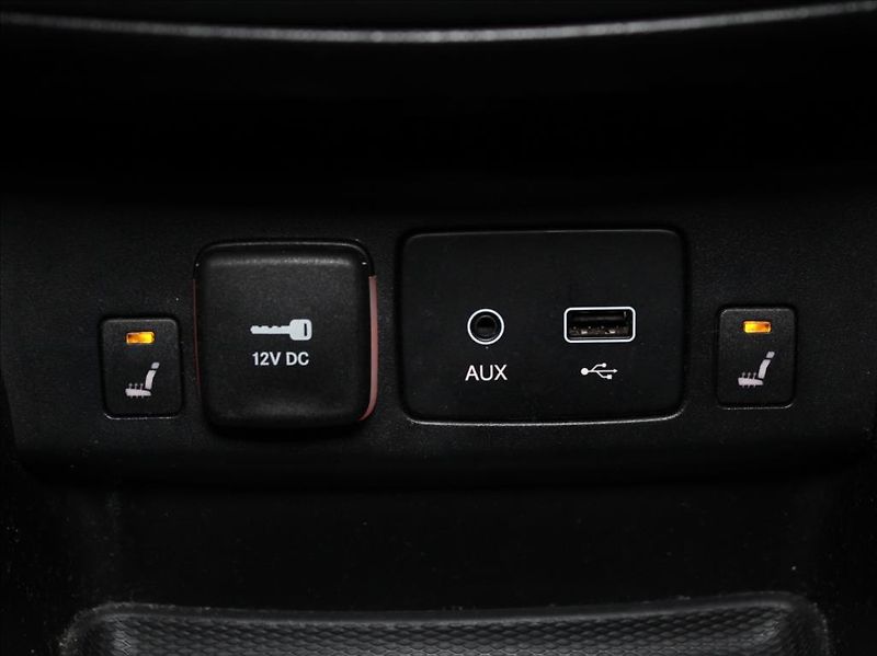 Fiat Tipo 1,6 MultiJet 88kW Kam. NAVI - fotka 20 z 22