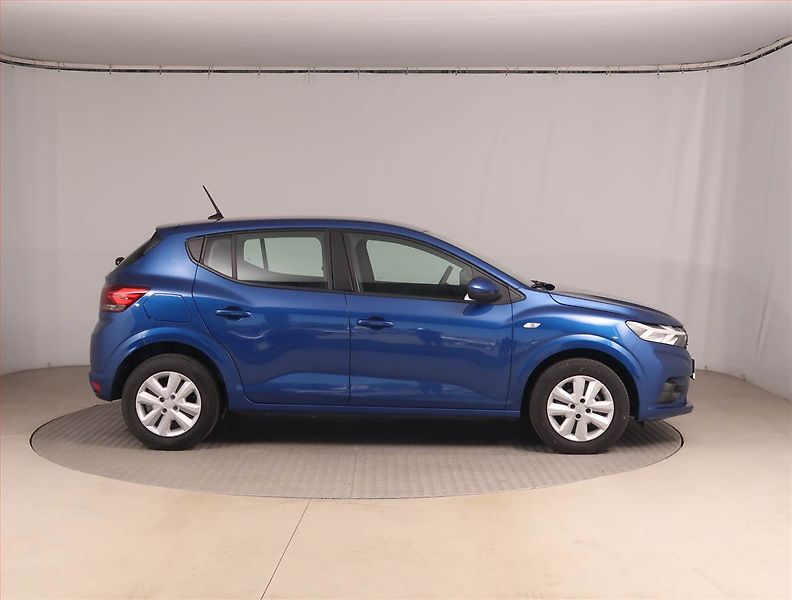 Dacia Sandero (2023) 1.0 TCe, LPG, ČR,1.maj - fotka 6 z 20