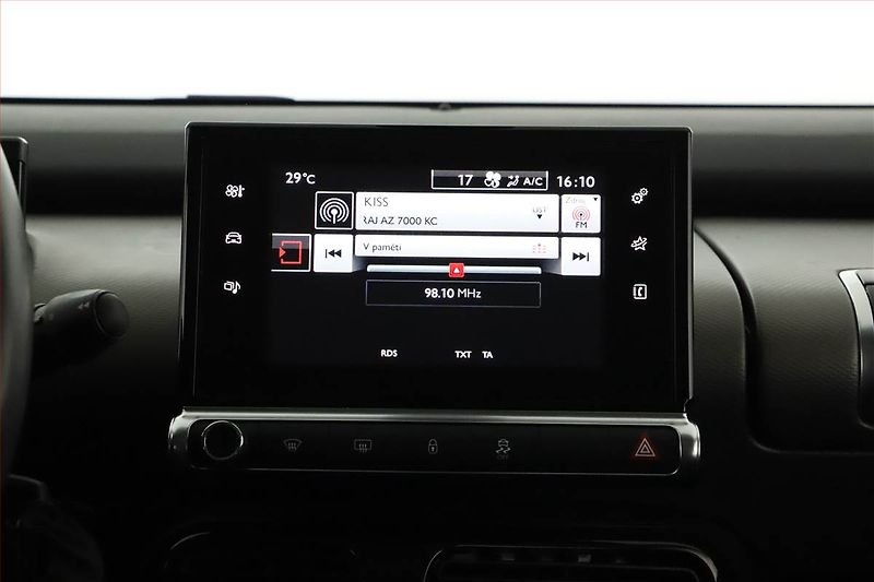 Citroën C4 Cactus (2018) 1.2 PureTech, ČR,1.maj - fotka 9 z 15