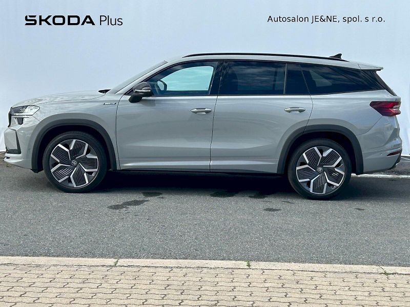 Škoda Kodiaq (2025) Sportline 2.0 TDI 142 kW 4x4 D - fotka 3 z 35