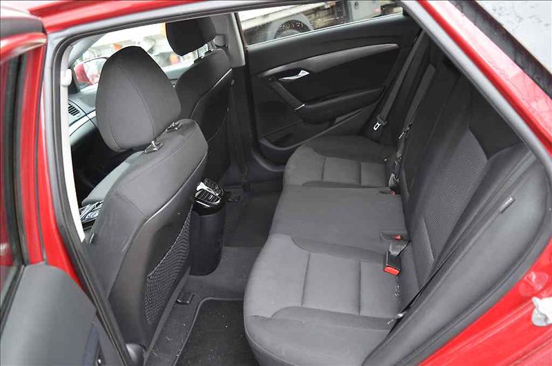Hyundai i40 (2015) 1,7 CRDI - fotka 14 z 17