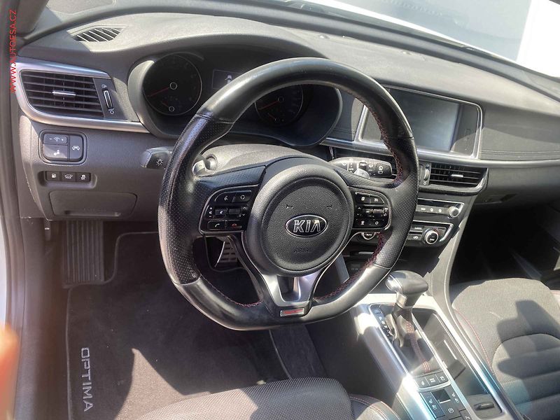 Kia Optima (2018) 2.0 T-GDi, GT, kůže, AT - fotka 13 z 20