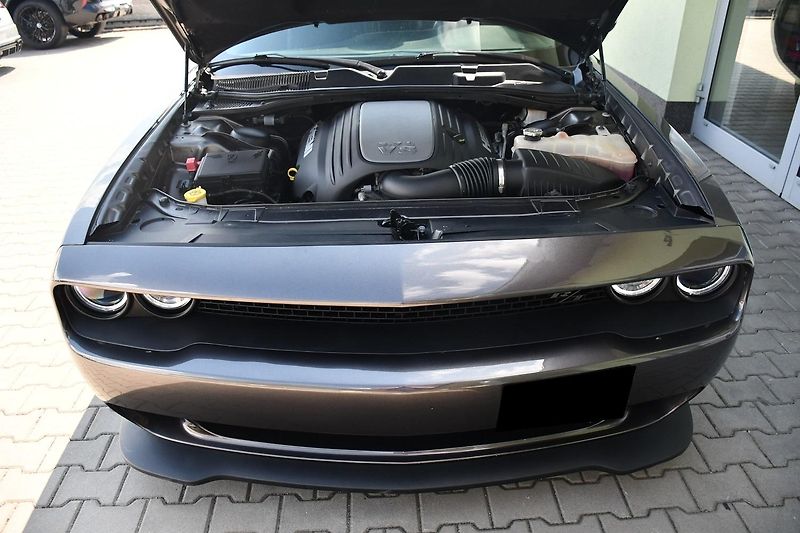 Dodge Challenger 5.7 V8 HEMI - fotka 38 z 41