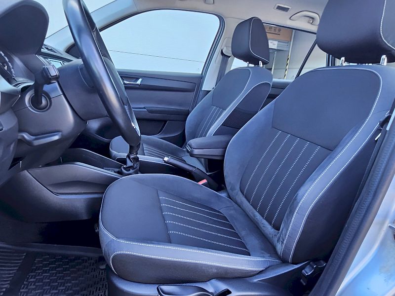 Škoda Fabia (2018) COMBI STYLE 81TSI/1.0 M6F - fotka 13 z 26