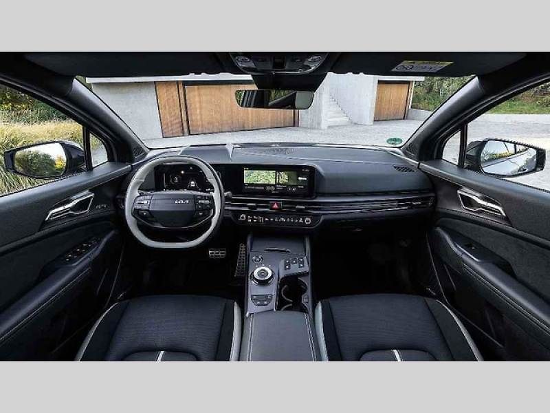 Kia Sportage.