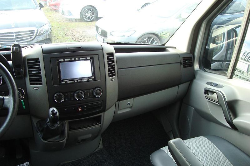 Mercedes-Benz Sprinter (2006) 315 CDi,ČR,1.Maj. 9 - Míst,STK - fotka 28 z 37