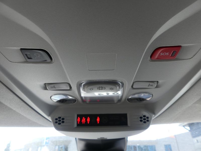 Citroën Berlingo (2026) PLUS Diesel 100k Manual - fotka 17 z 20