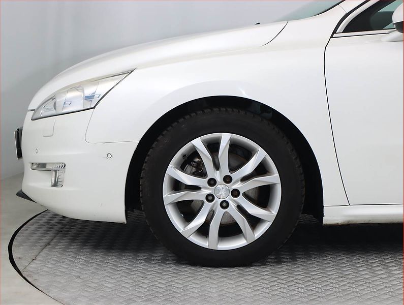 Peugeot 508 (2013) 2.0 HDi, Serv.kniha, Navi - fotka 13 z 19