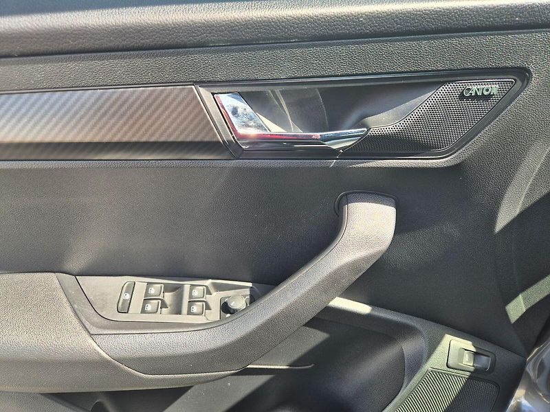 Škoda Karoq SportLine 1,5 TSI DSG, tažné, - fotka 15 z 35