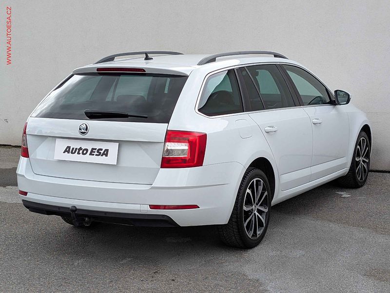 Škoda Octavia (2020) 1.5TSi, Ambition, DSG - fotka 6 z 13