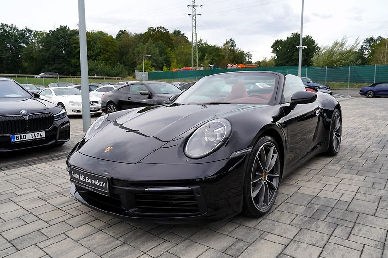 Porsche 911 Carrera 4/PDK/Sport chrono/21 - fotka 9 z 48