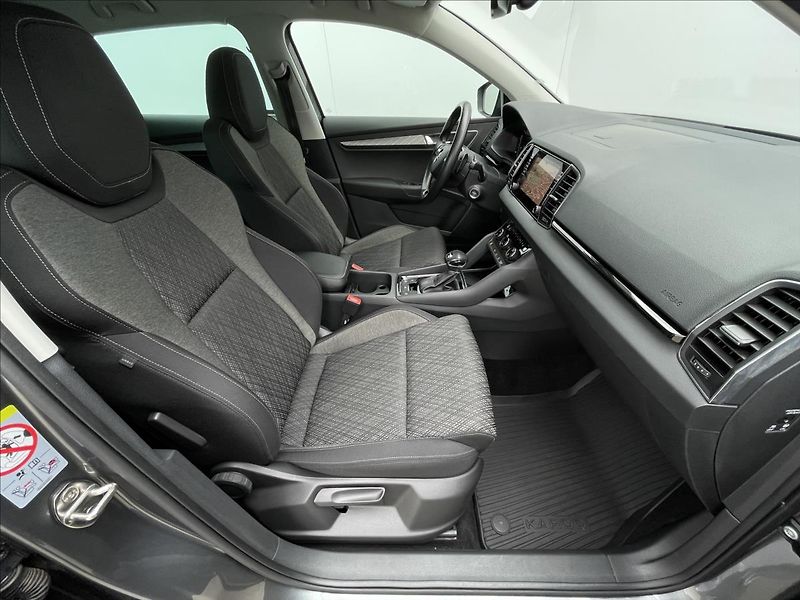 Škoda Karoq 2,0 TDI 4x4 DSG Style Plus LED - fotka 19 z 25