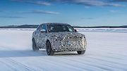Testování maskovaného prototypu Jaguar E-Pace.
