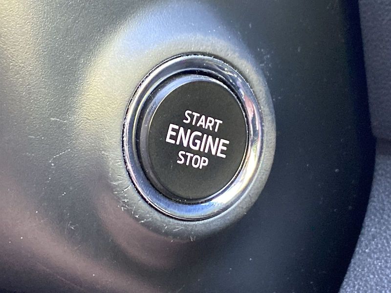 Škoda Karoq (2019) 1.5 TSI 4x4 DSG Style - fotka 27 z 36